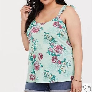 Torrid tank sz 00